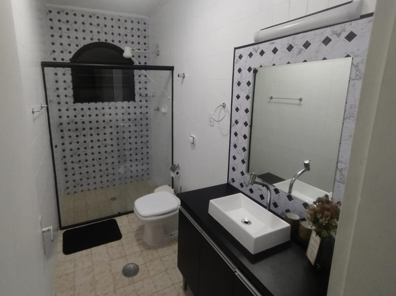 Apartamento Beira Mar - Enseada - Guaruja - 150 Metros Da Praia Exterior photo